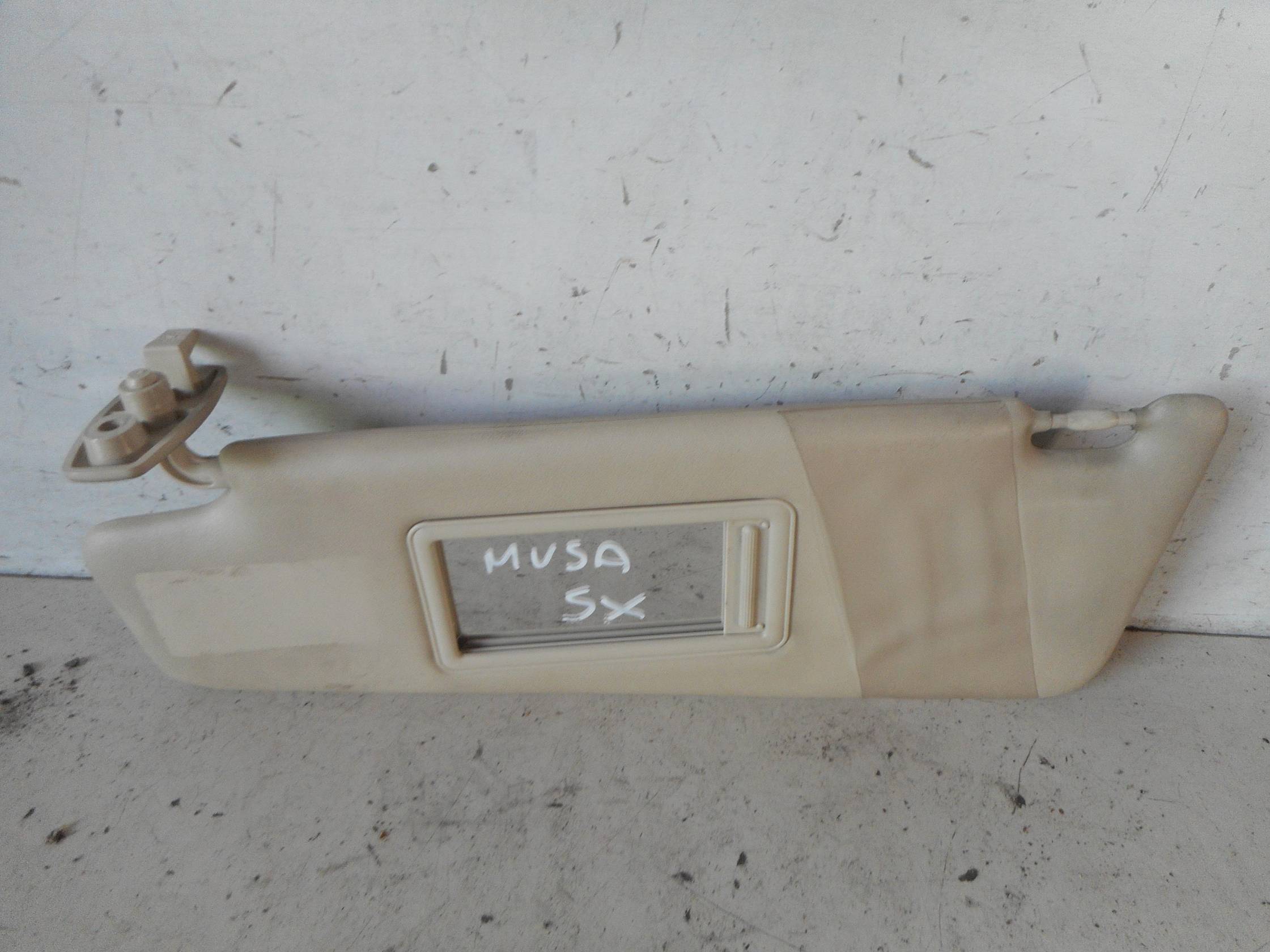 Aletta parasole parabrezza sx.